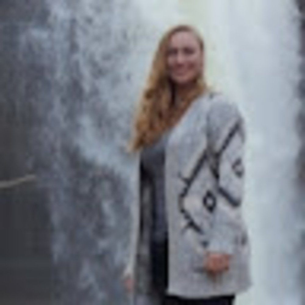 Meet your Posher, Brianna